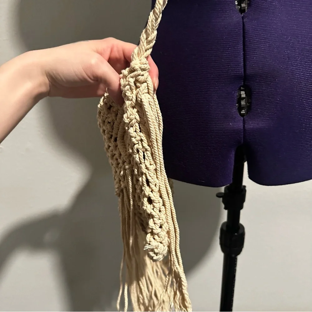 Handmade Macrame Fringe Shoulder Bag Purse - Picture 7 of 7